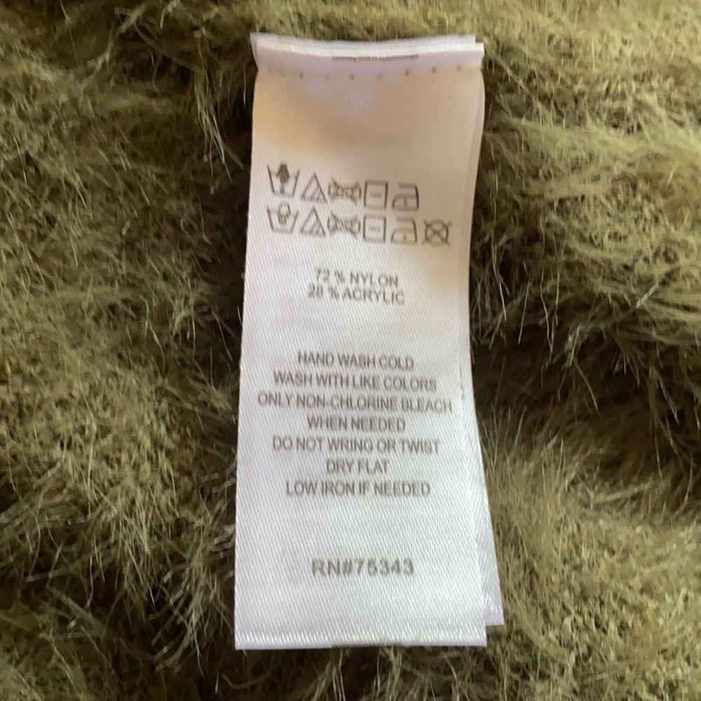 New Ruby Moon Oversize Fuzzy Sweater Long Sleeve M - image 7